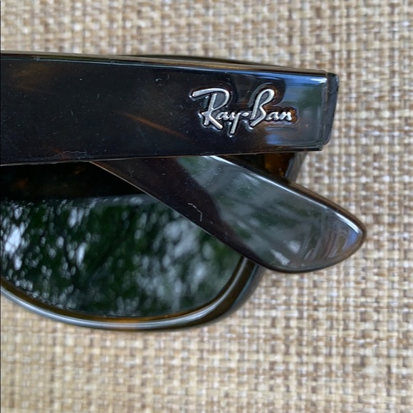 Ray-Ban Tortoise Shell Sunglasses LIKE NEW - Picture 6 of 8